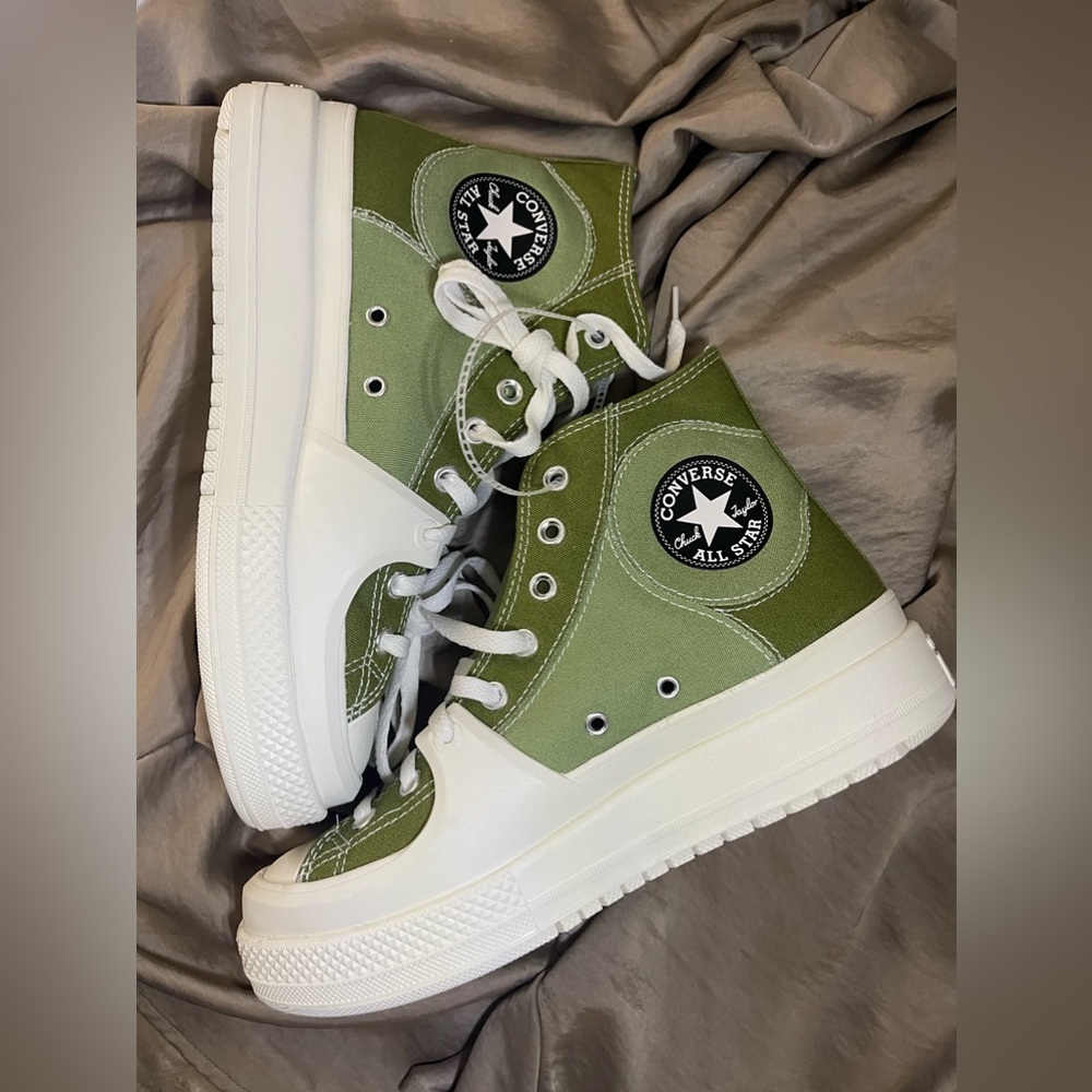Chuck Taylor All Star Construct Colorblock Sneakers in “Alligator Friend Green”